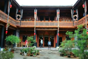 Yan Family Compound in Xizhou Old Town, Dali (2)