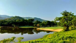 Alpine Golf Resort in Chiang Mai, Thailand (7)