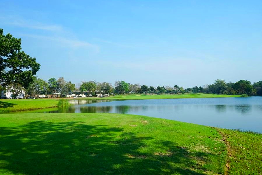 Bangsai Country Club in Nakhon Si Ayutthaya, Thailand (1)