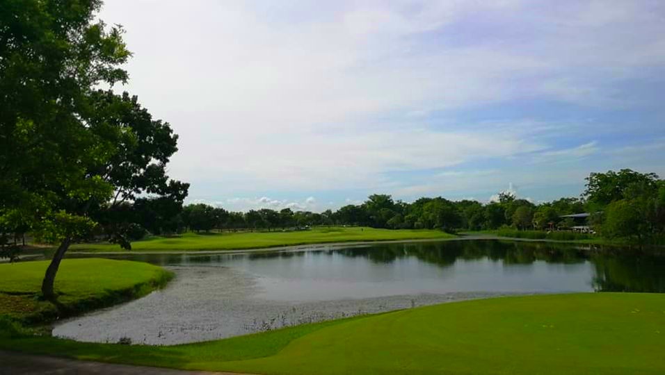 Bangsai Country Club in Nakhon Si Ayutthaya, Thailand (4)