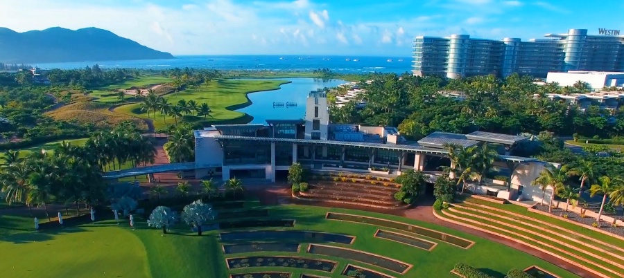 Jian Lake Blue Bay Golf Club in Lingshui, Hainan (4)