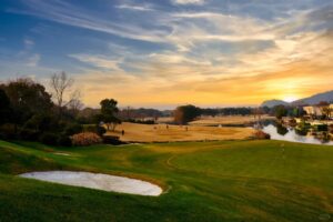 Jian Lake Golf Club in Shaoxing, Zhejiang (7)