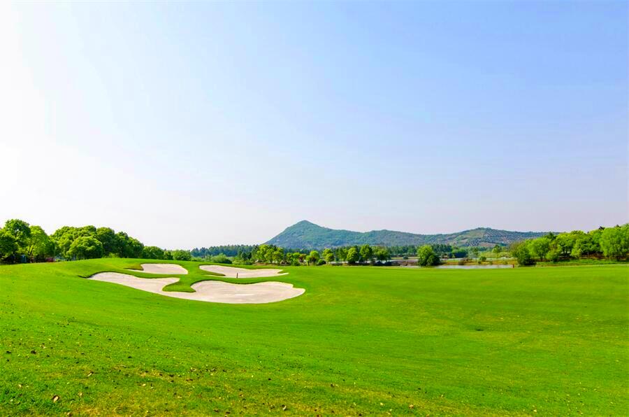 Lake Hill Golf Club in Jiaxing, Zhejiang (13)