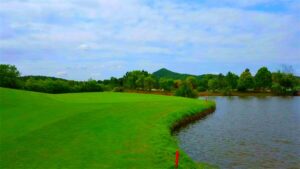 Lake Hill Golf Club in Jiaxing, Zhejiang (5)