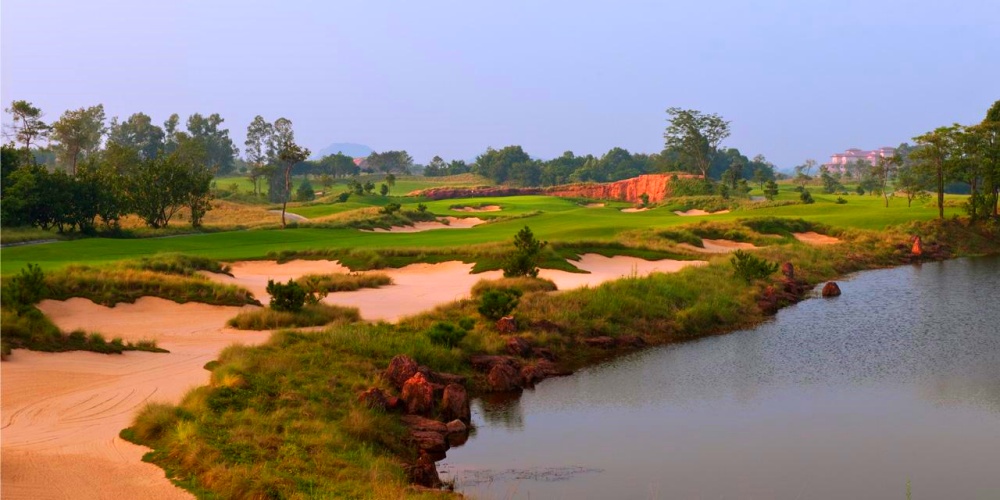 Lion Lake Country Club in Qingyuan, Guangdong (5)