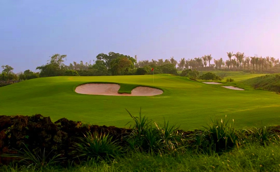 Mission Hills Golf Club in Dongguan, Guangdong (10)