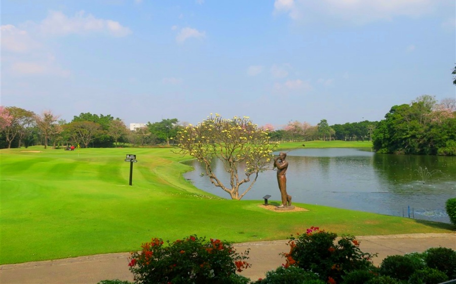 Navatanee Golf Course in Bangkok, Thailand