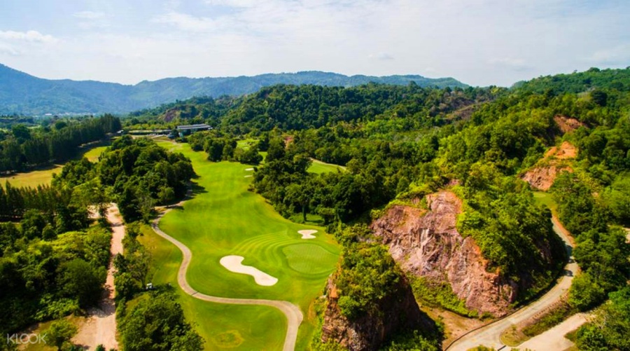 Red Mountain Golf Club in Phuket, Thailand2