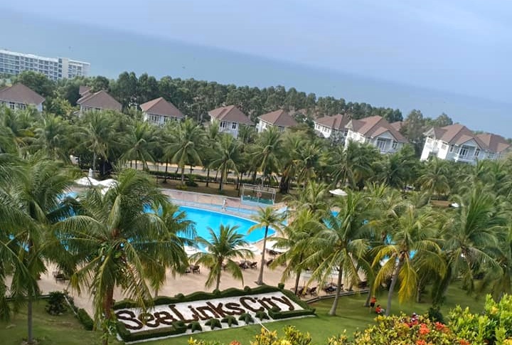 Sea Links Golf Country Club in Mui Ne of Binh Thuan, Vietnam (11)