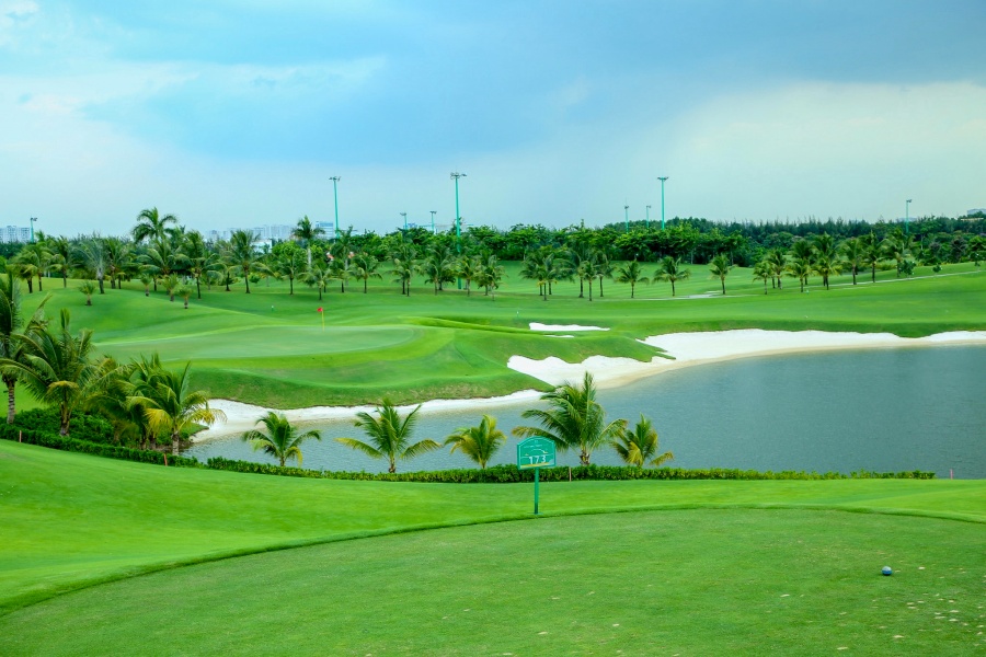 Tan Son Nhat Golf Course in Ho Chi Minh, Vietnam (3)