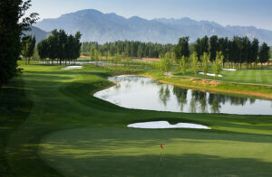 Topwin Golf and Country Club in Beijing (3)