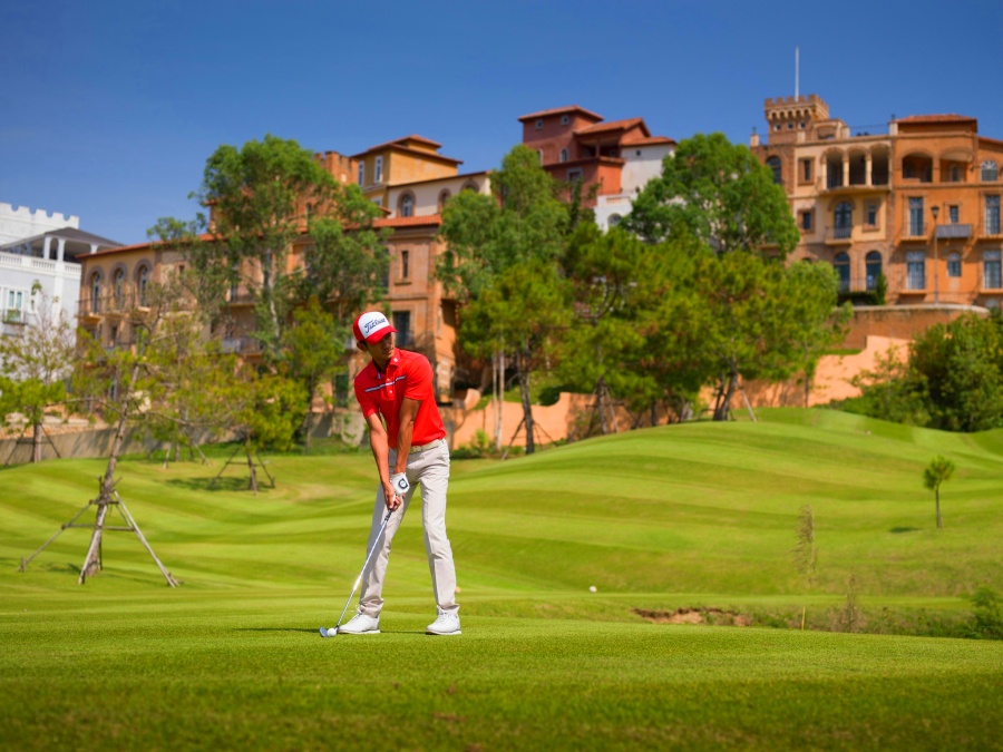 Toscana Valley Golf Course in Nakhon Ratchasima, Thailand (14)