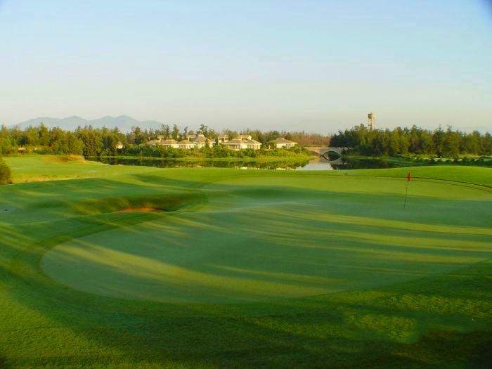 Trans Strait Golf Club in Fuzhou, Fujian (4)