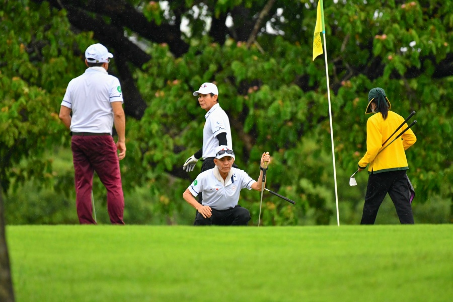 Victory Park Golf & Country Club in Nong Khai, Thailand (2)