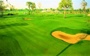 Vientiane Km 6 Golf Club in Laos (5)