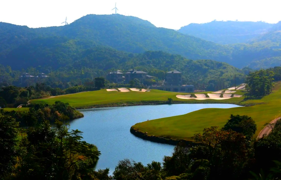 Wind Valley Golf Club in Shenzhen, Guangdong (3)