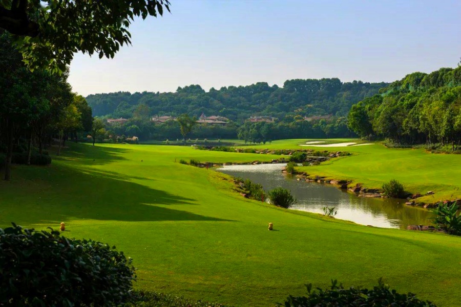 Zhongshan International Golf Club in Nanjing (5)