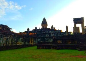 Bakong Temple of Roluos Temples in Siem Reap, Cambodia (2)