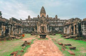 Bakong Temple of Roluos Temples in Siem Reap, Cambodia (9)