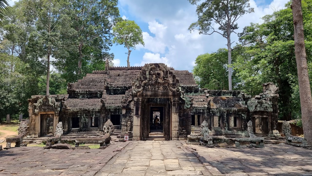 Banteay Kdei in Siem Reap, Cambodia (9)