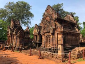 Banteay Srei Temple in Siem Reap, Cambodia (15)