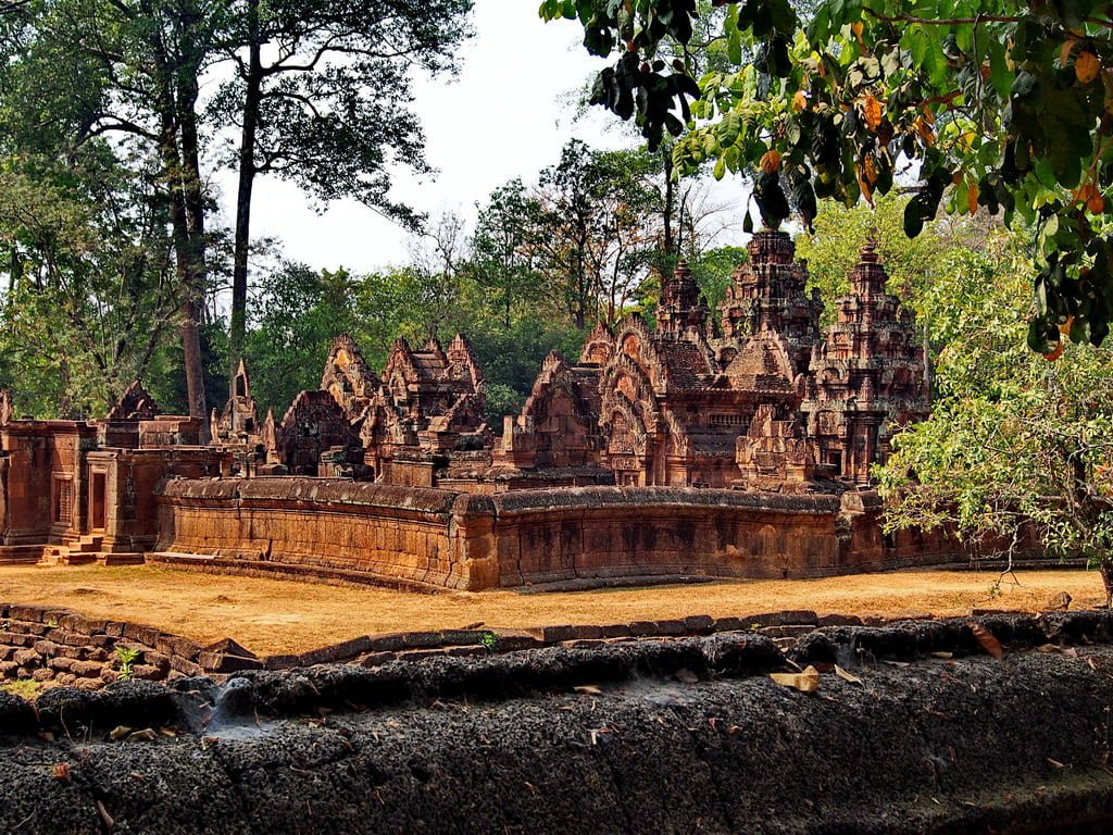 Banteay Srei Temple in Siem Reap, Cambodia (8)