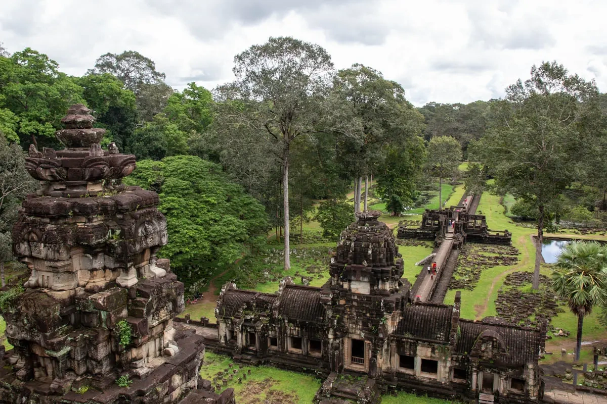 Baphuon Temple in Siem Reap, Cambodia (16)