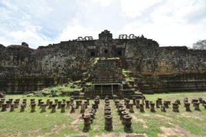 Baphuon Temple in Siem Reap, Cambodia (6)