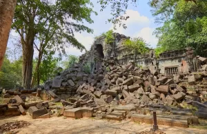 Beng Mealea Temple in Siem Reap, Cambodia (23)