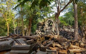 Beng Mealea Temple in Siem Reap, Cambodia (25)