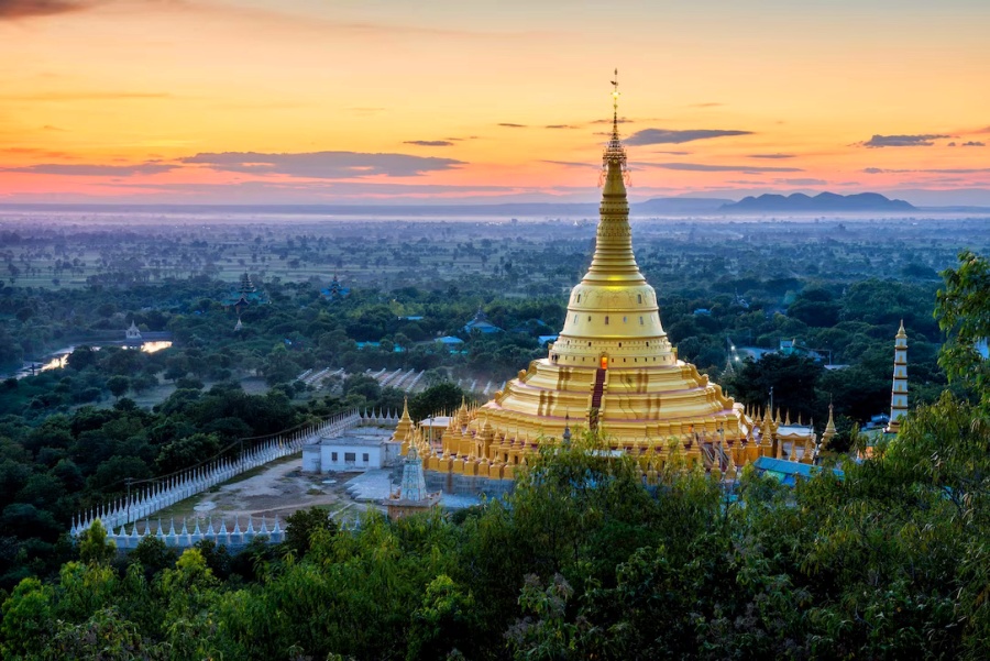 Bodhi Tahtaung Pagoda in Monywa, Sagaing Region of Myanmar (3)