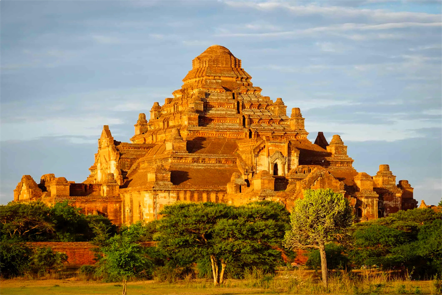 Dhammayangyi Temple in Bagan, Myanmar (10)