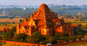 Dhammayangyi Temple in Bagan, Myanmar (4)