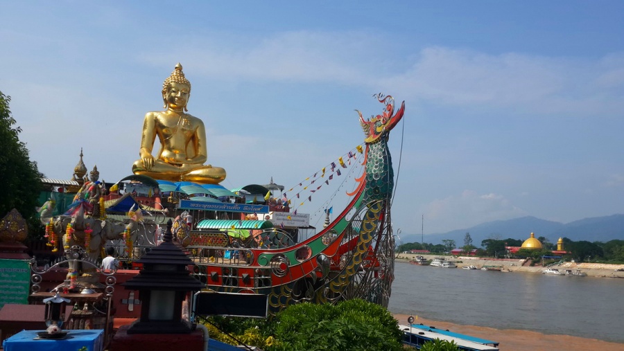 Golden Triangle in Chiang Saen of Chiang Rai, Thailand (7)