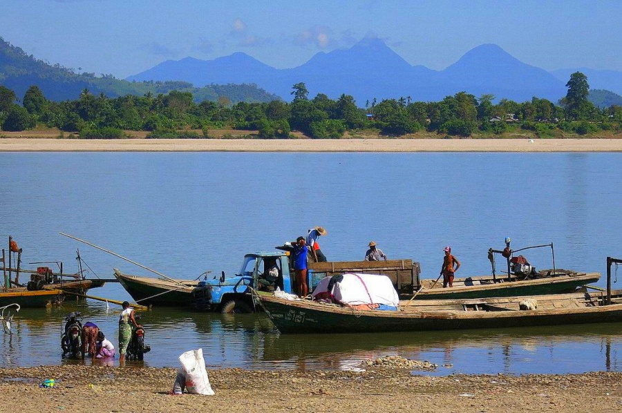 Irrawaddy Confluence in Myitkyina of Kachin State, Myanmar (6)