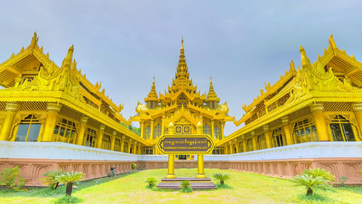 Kambazathadi Golden Palace in Bago, Myanmar (4)