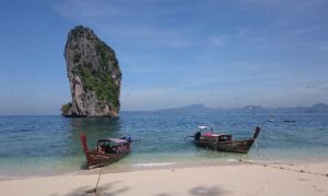 Koh Poda Island in Krabi, Thailand (4)