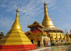 Kyaikthanlan Pagoda in Mawlamyine of Mon State, Myanmar (4)