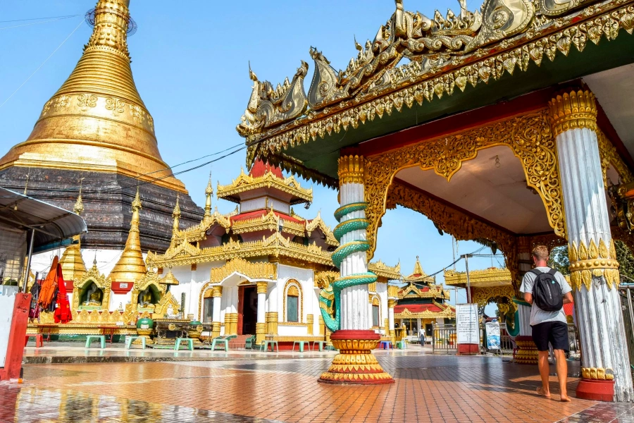 Kyaikthanlan Pagoda in Mawlamyine of Mon State, Myanmar (9)