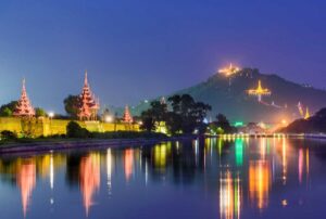 Mandalay Hill in Myanmar (3)