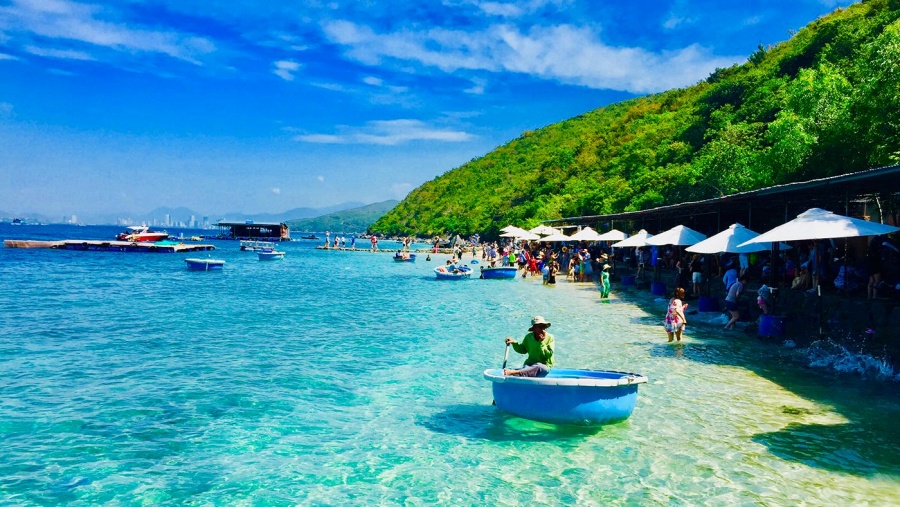 Nha Trang Beach in Vietnam (4)