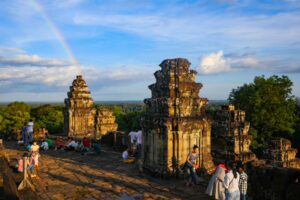 Phnom Bakheng in Siem Reap, Cambodia (10)