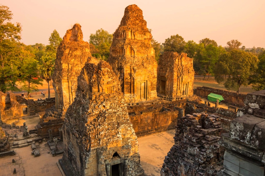 Phnom Bakheng in Siem Reap, Cambodia (14)