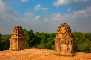 Phnom Bakheng in Siem Reap, Cambodia (4)