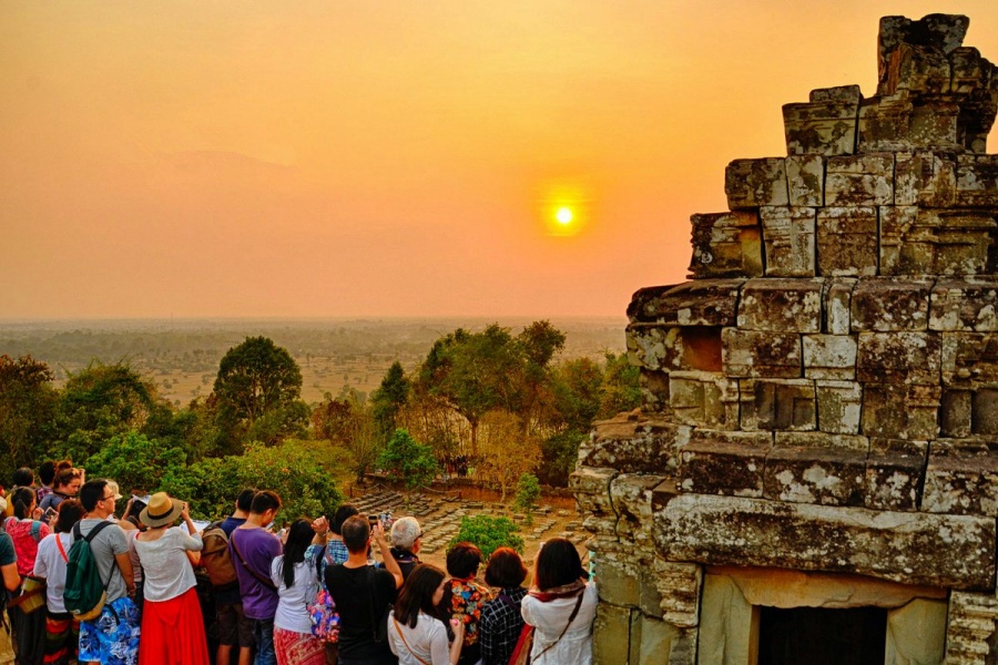 Phnom Bakheng in Siem Reap, Cambodia (9)