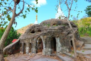 Phowintaung Cave Complex in Monywa, Sagaing Region of Myanmar (3)