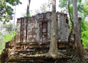 Prei Monti Temple of Roluos Temples in Siem Reap, Cambodia (5)