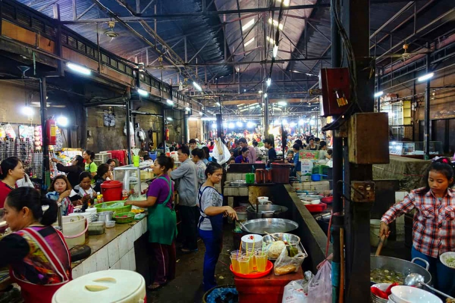 Psar Chas Old Market in Siem Reap, Cambodia (5)