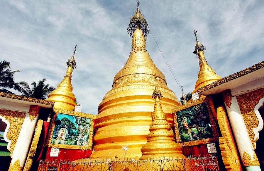 Shwe Nandaw Pagoda Hill in Thandwe of Rakhine State, Myanmar (1)