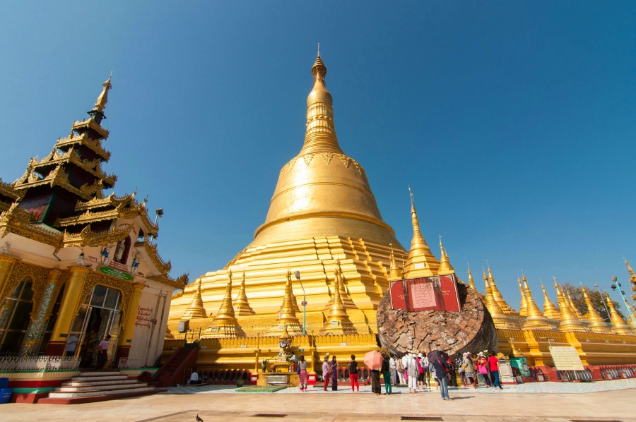 Shwemawdaw Pagoda in Bago, Myanmar (4)